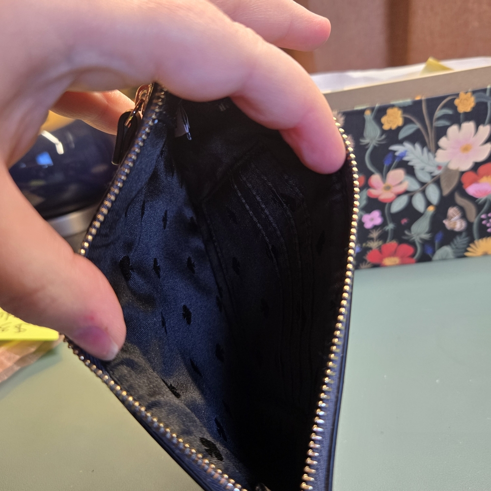 KATE SPADE NWOT Shore Street Gala Blue Floral Tinie Wristlet - Picture 9 of 10